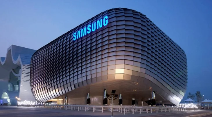 Máy lạnh Samsung treo tường thiết kế hiện đại, lắp đặt miễn phí