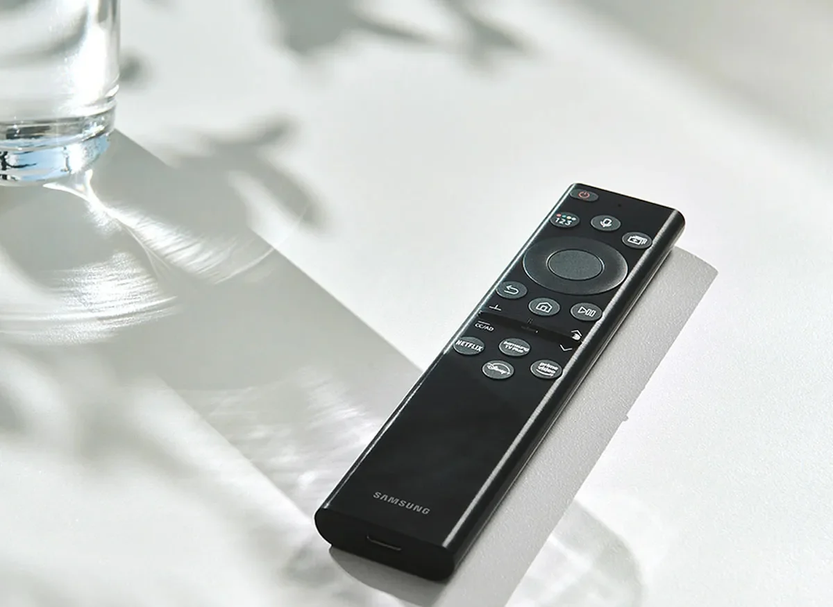 Điều khiển Solar Cell Remote của Tivi Samsung UA43BU8000